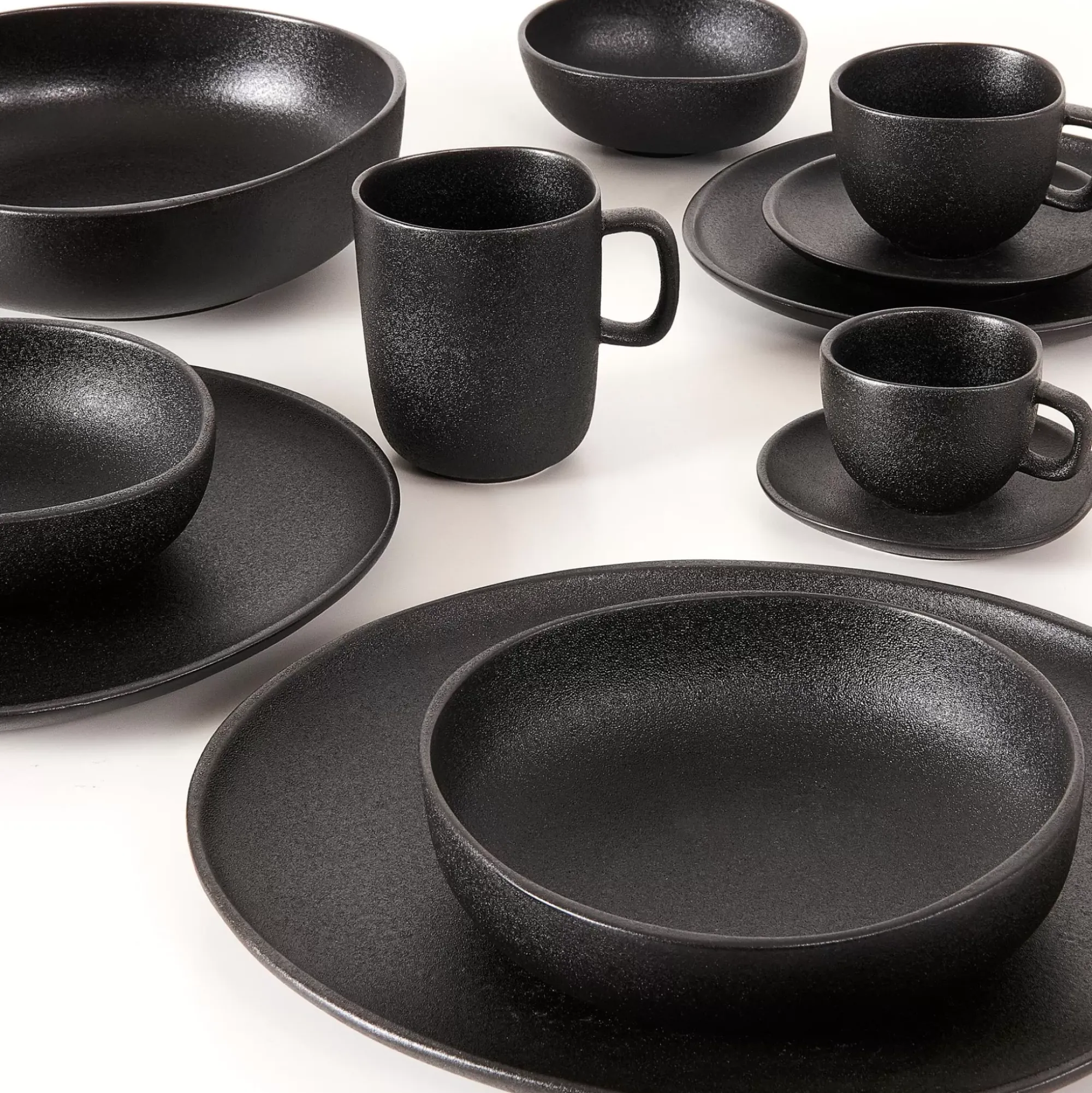 CASA Magma Taza Y Plato Negro New